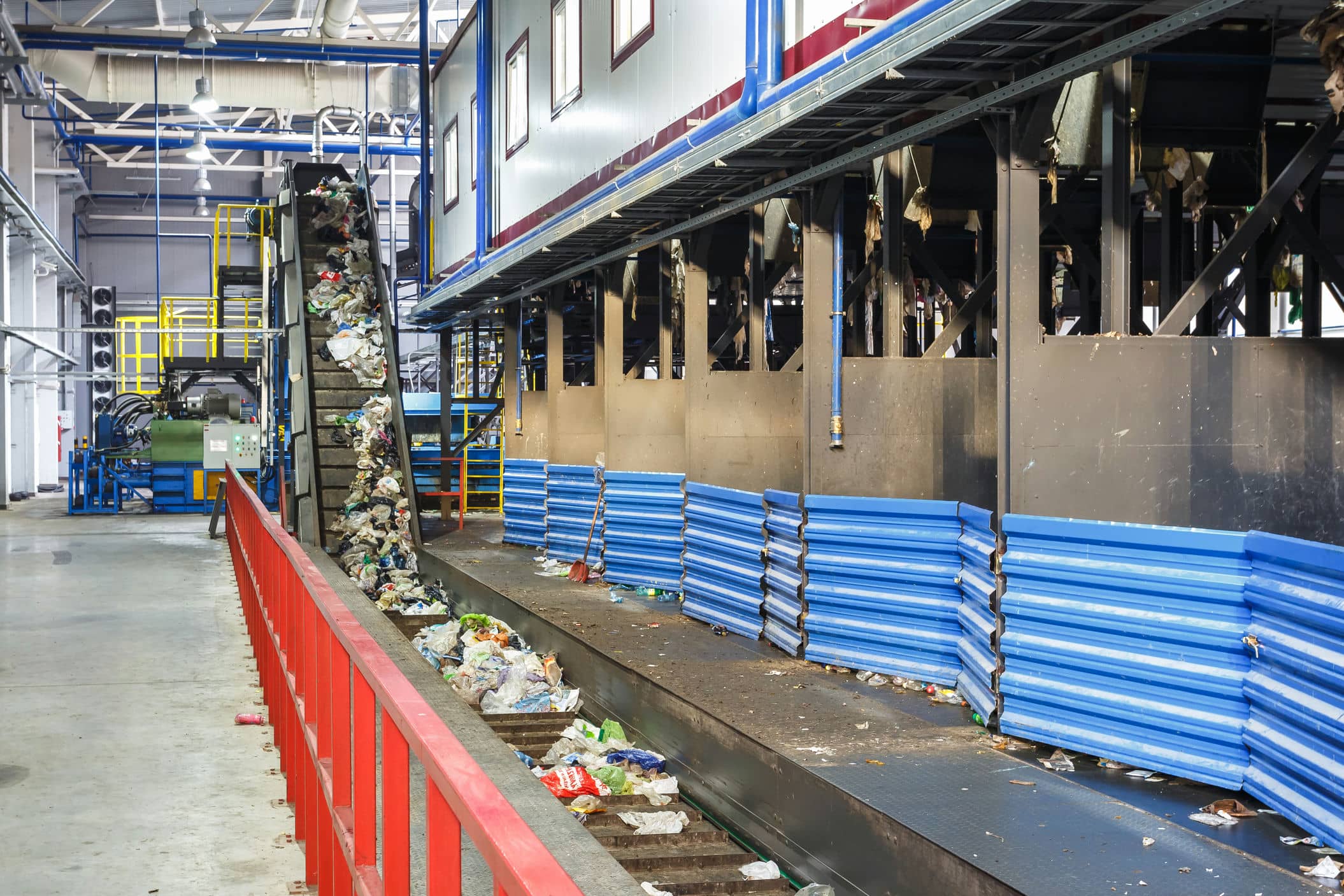 ZETTLER´s infrared flame detectors can help you prevent fires in waste management facilities